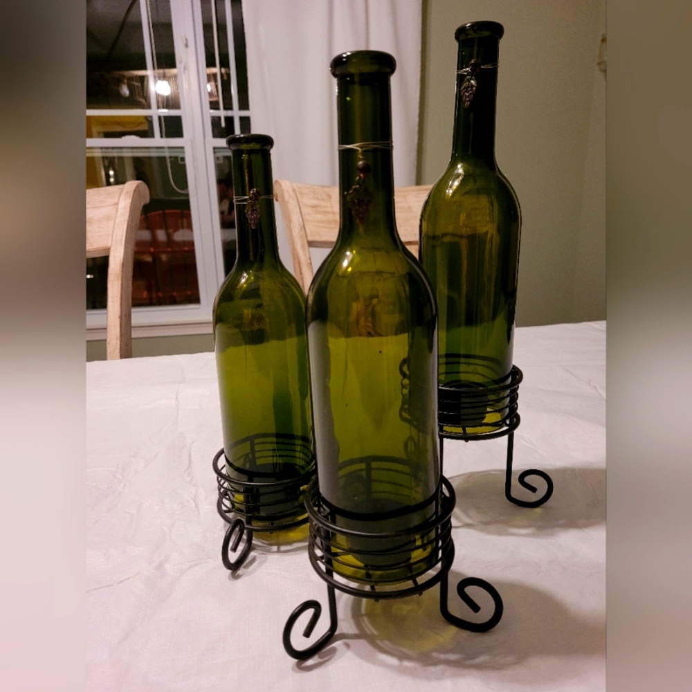 Yankee candle set of 3 glass wine bottles with tealights